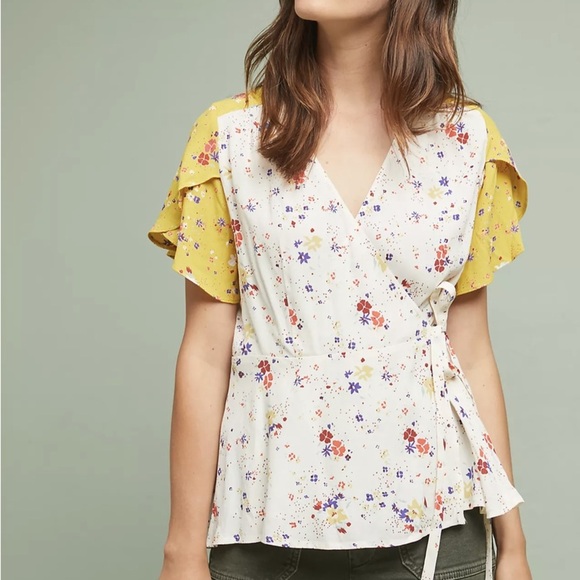 White and yellow floral print wrap top with short sleeves and tie waist #floral - Picture 1 of 6